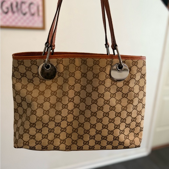 Gucci Handbags - Gucci Tan and Brown Signature Tote